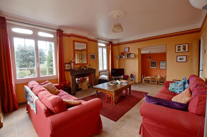 Image No.9-5 Bed Country House for sale