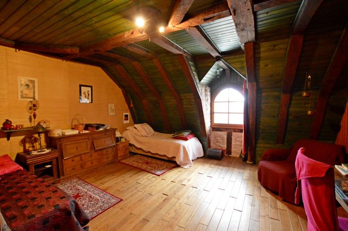 Image No.15-4 Bed Village House for sale