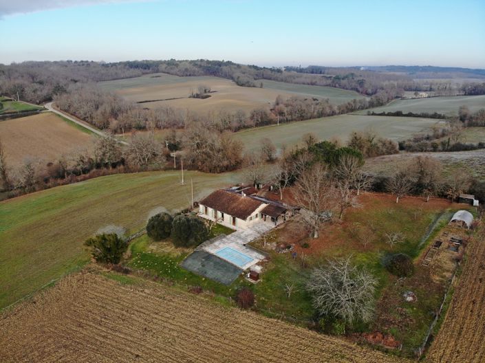 Image No.2-4 Bed Country House for sale