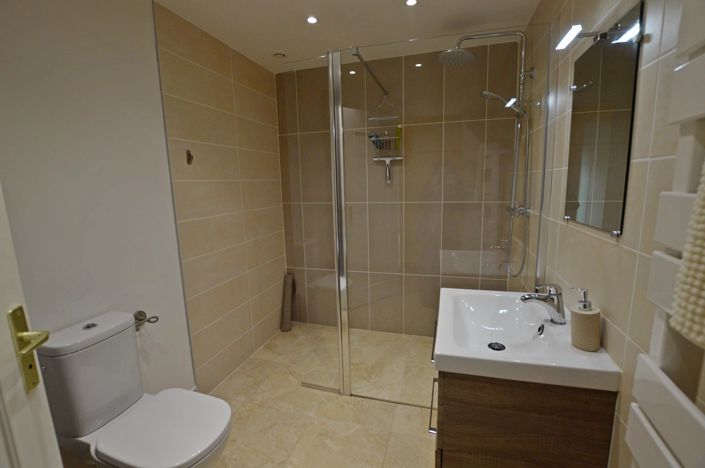 Image No.24-4 Bed Country House for sale