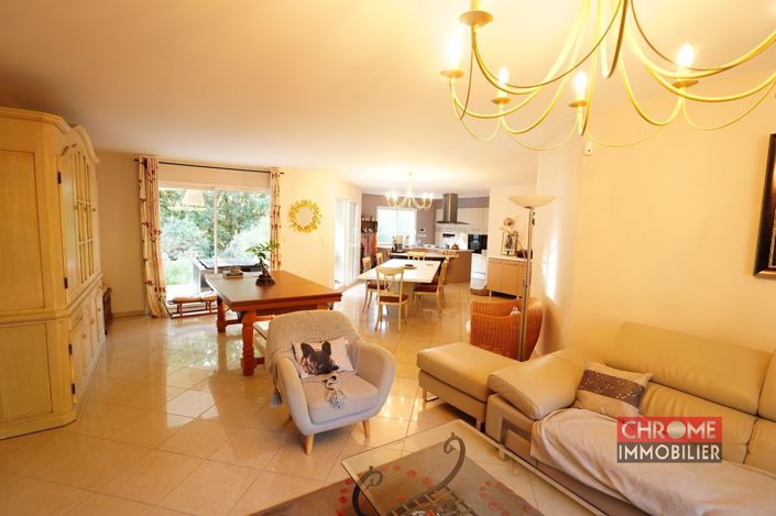 Image No.8-4 Bed Country House for sale