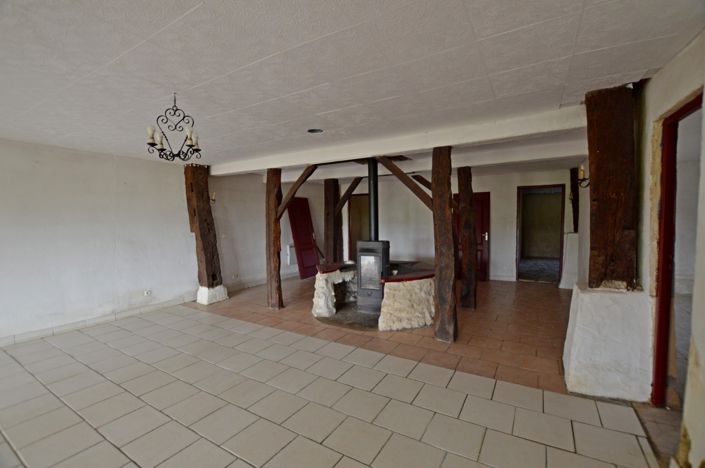 Image No.8-3 Bed Farmhouse for sale