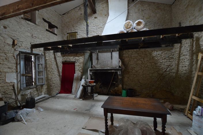 Image No.12-3 Bed Property for sale