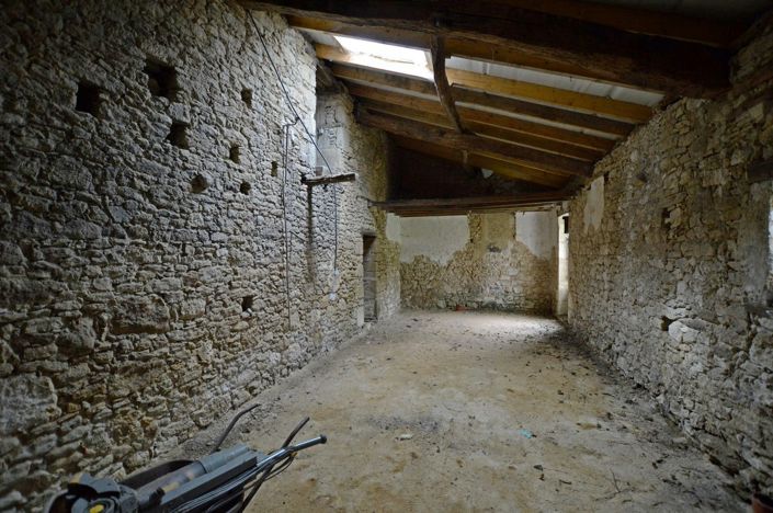 Image No.16-3 Bed Property for sale