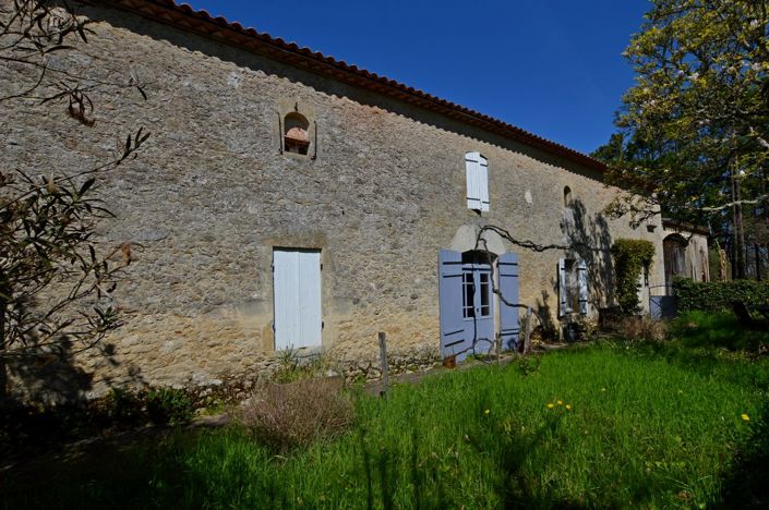 Image No.4-3 Bed Property for sale