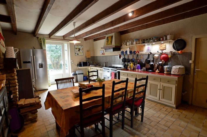 Image No.9-3 Bed Property for sale