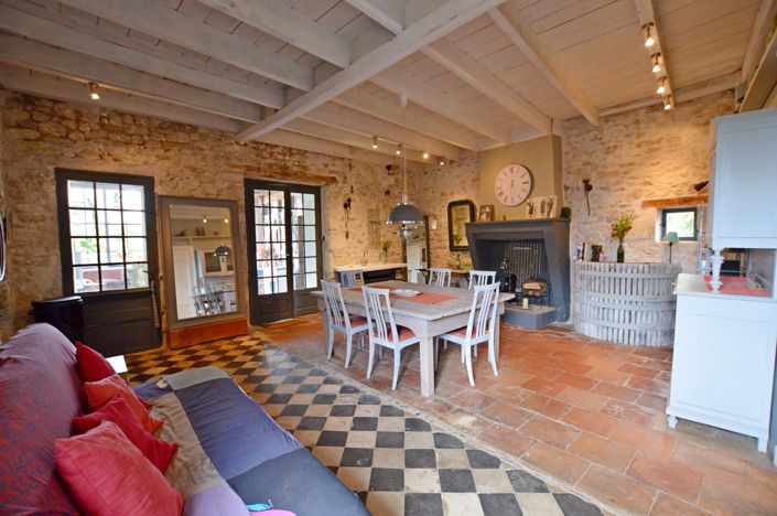 Image No.10-3 Bed Village House for sale