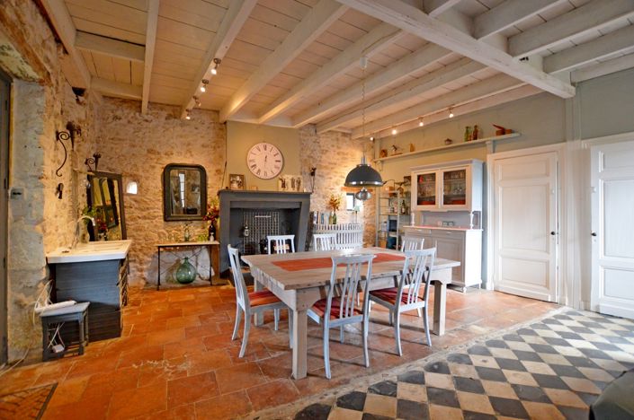 Image No.9-3 Bed Village House for sale