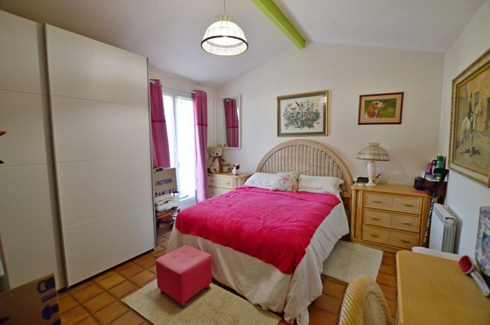 Image No.8-1 Bed Country House for sale
