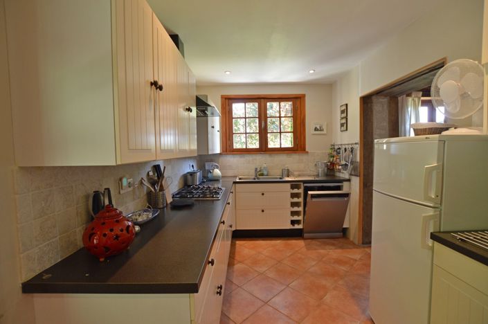 Image No.12-3 Bed Country House for sale