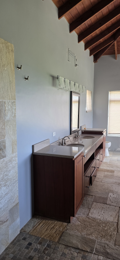 Image No.18-3 Bed House for sale
