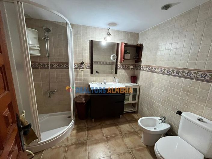 Image No.19-2 Bed Apartment for sale