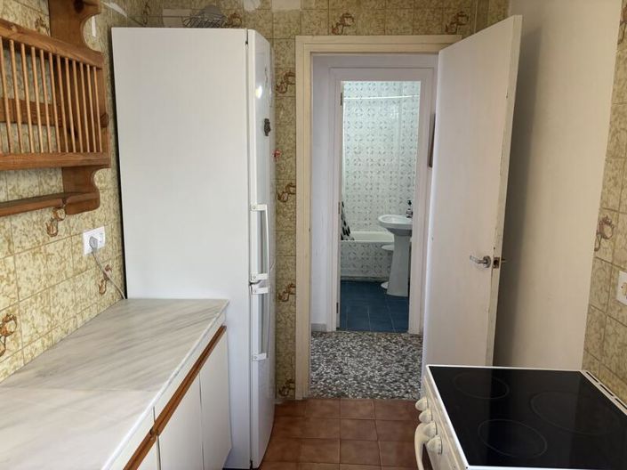 Image No.32-2 Bed Apartment for sale