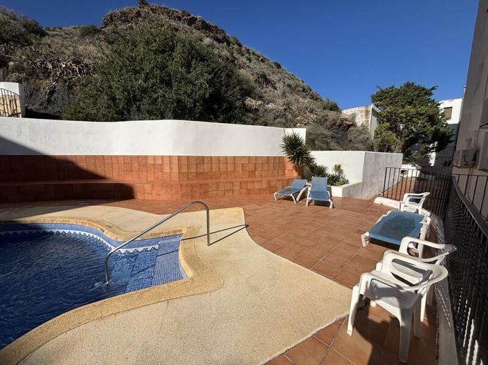 Image No.39-2 Bed Apartment for sale