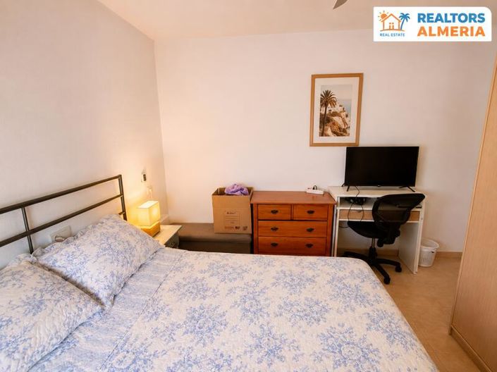 Image No.22-2 Bed Townhouse for sale
