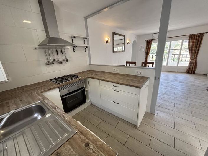 Image No.8-2 Bed Apartment for sale