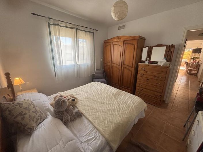 Image No.16-2 Bed Apartment for sale