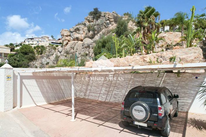 Image No.101-8 Bed Villa for sale