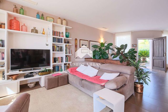 Image No.23-8 Bed Villa for sale