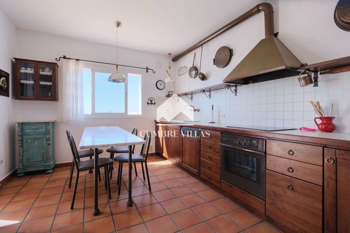 Image No.45-8 Bed Villa for sale