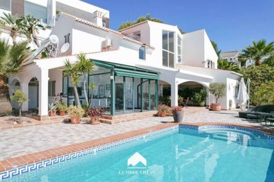 4 Bed Villa for sale