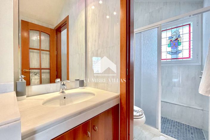 Image No.43-4 Bed Villa for sale