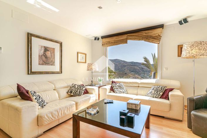 Image No.10-Villa de 4 chambres à vendre à Almuñécar