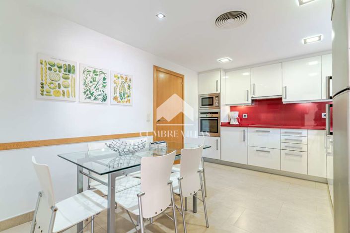 Image No.20-Villa de 4 chambres à vendre à Almuñécar