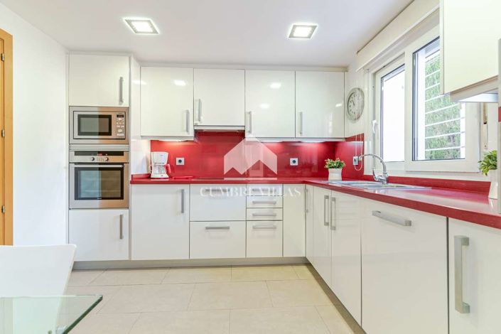 Image No.21-Villa de 4 chambres à vendre à Almuñécar