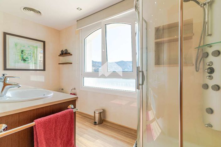 Image No.34-Villa de 4 chambres à vendre à Almuñécar