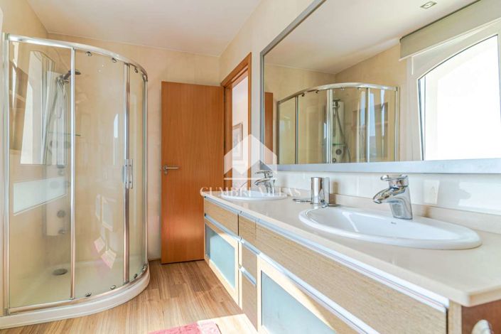 Image No.35-Villa de 4 chambres à vendre à Almuñécar