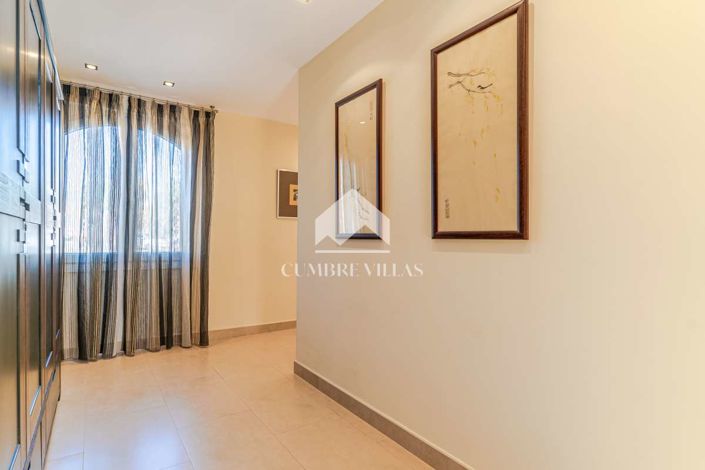 Image No.36-Villa de 4 chambres à vendre à Almuñécar