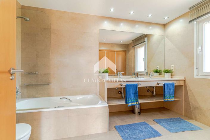 Image No.41-Villa de 4 chambres à vendre à Almuñécar