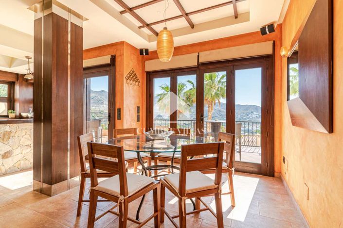 Image No.49-Villa de 4 chambres à vendre à Almuñécar