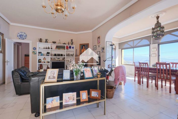 Image No.11-5 Bed Villa for sale