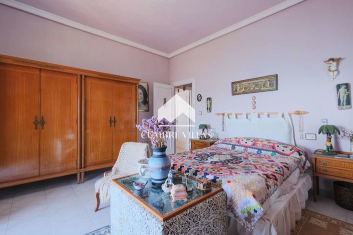 Image No.26-5 Bed Villa for sale