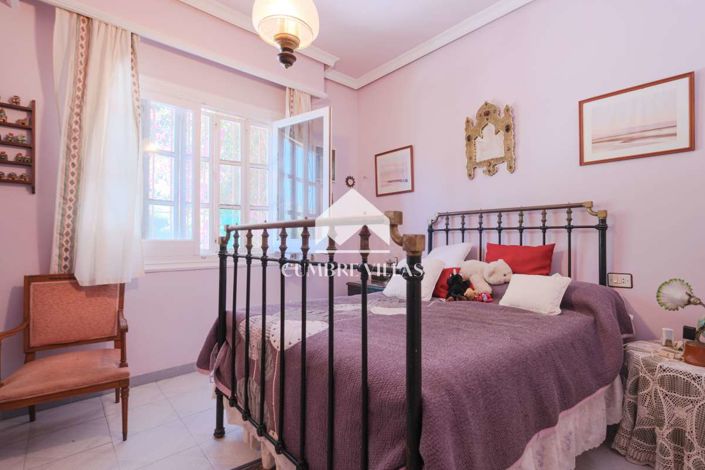 Image No.27-5 Bed Villa for sale