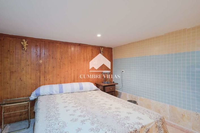 Image No.42-5 Bed Villa for sale