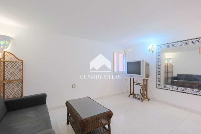 Image No.51-5 Bed Villa for sale