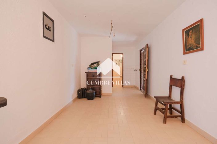 Image No.52-4 Bed Villa for sale