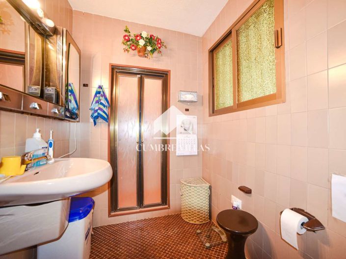 Image No.28-6 Bed Villa for sale