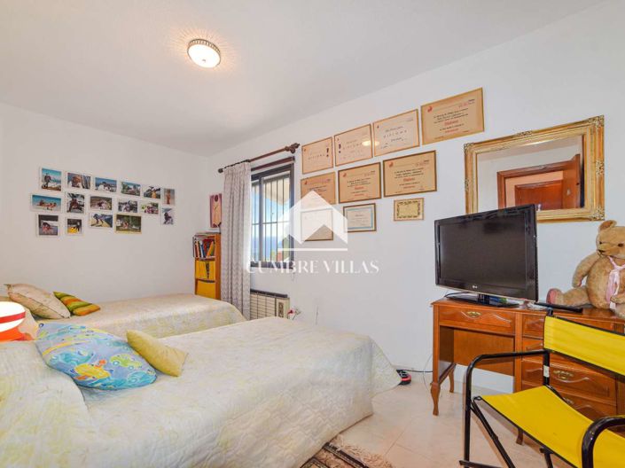 Image No.40-6 Bed Villa for sale