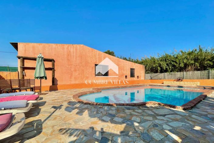 Image No.30-6 Bed Country House for sale