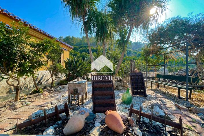 Image No.6-6 Bed Country House for sale