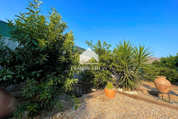 Image No.66-6 Bed Country House for sale