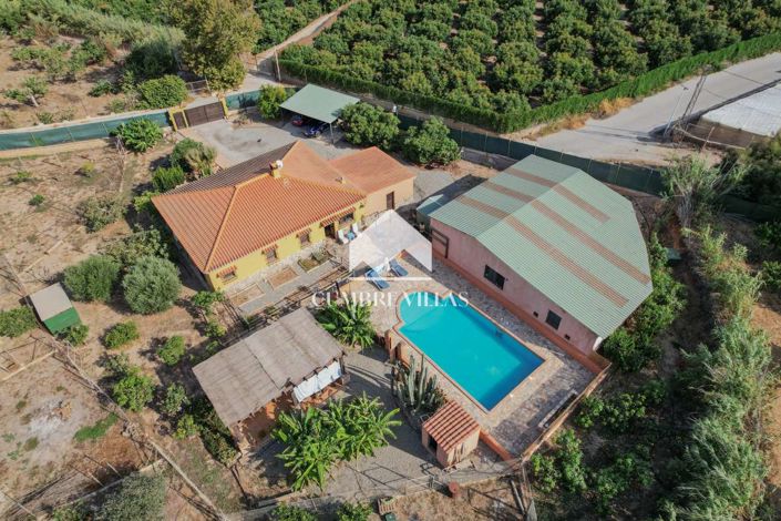 Image No.70-6 Bed Country House for sale