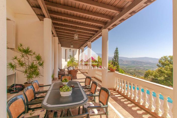 Image No.106-11 Bed Villa for sale