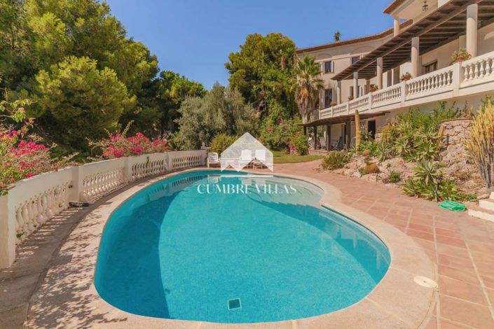 Image No.112-11 Bed Villa for sale