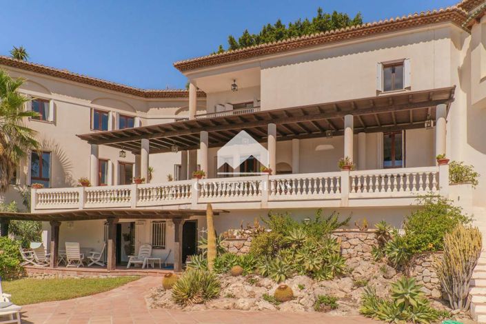 Image No.114-11 Bed Villa for sale