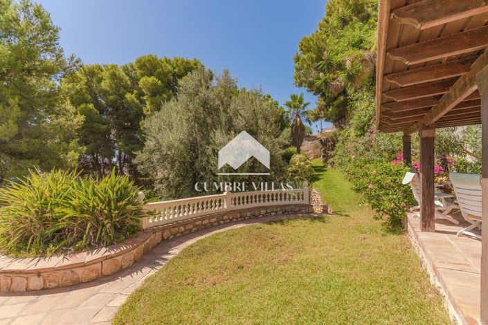 Image No.118-11 Bed Villa for sale